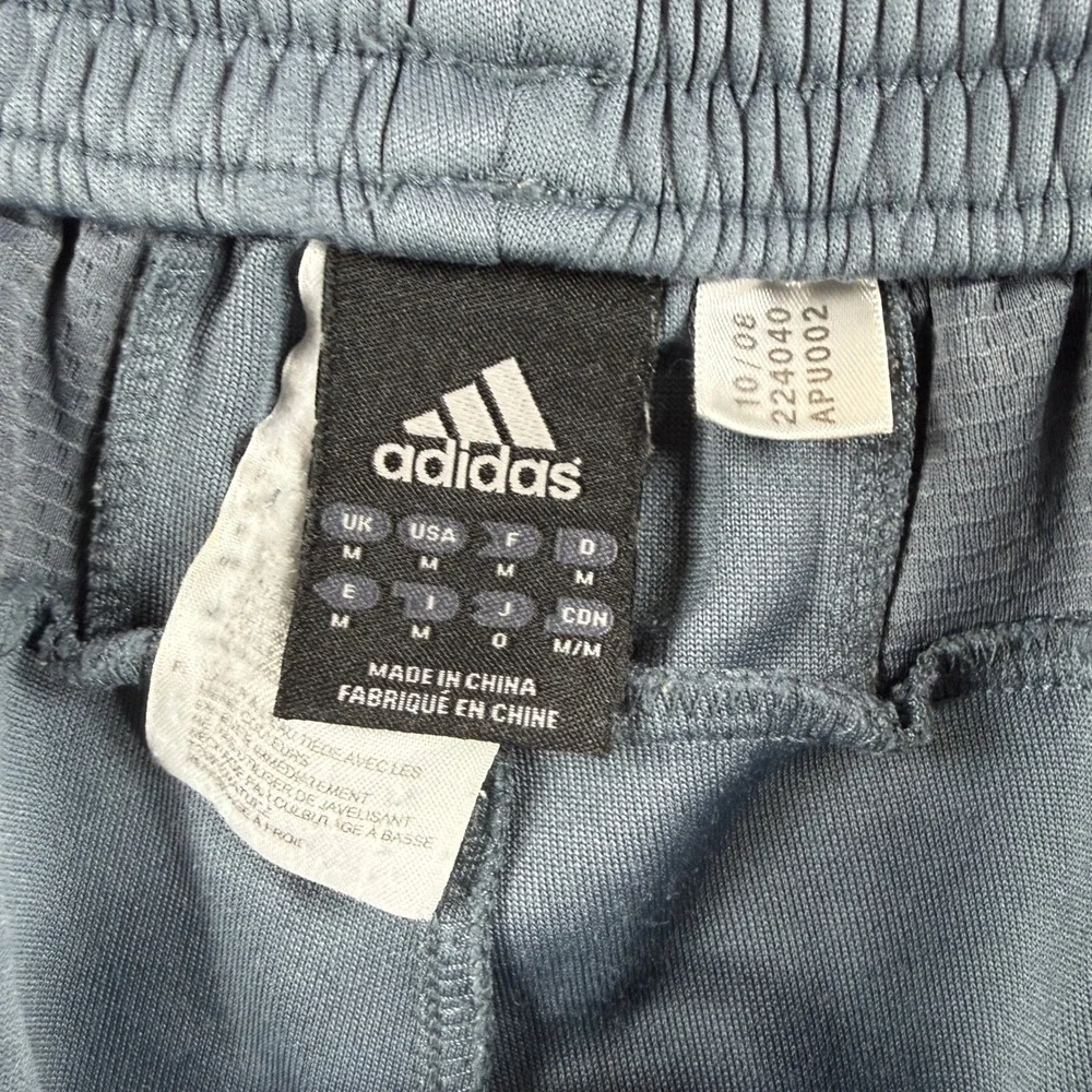 Adidas Shorts Mens Medium Gray Stripes Athletic Soccer Gym Running Workout Y2K